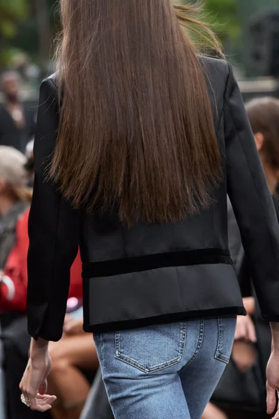 Look 95